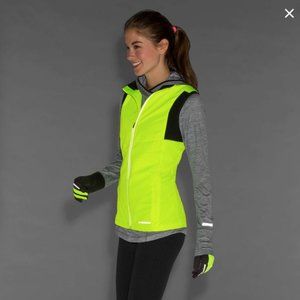 Brooks Nightlife Essential Running Vest Fluorescent Yellow Black Medium